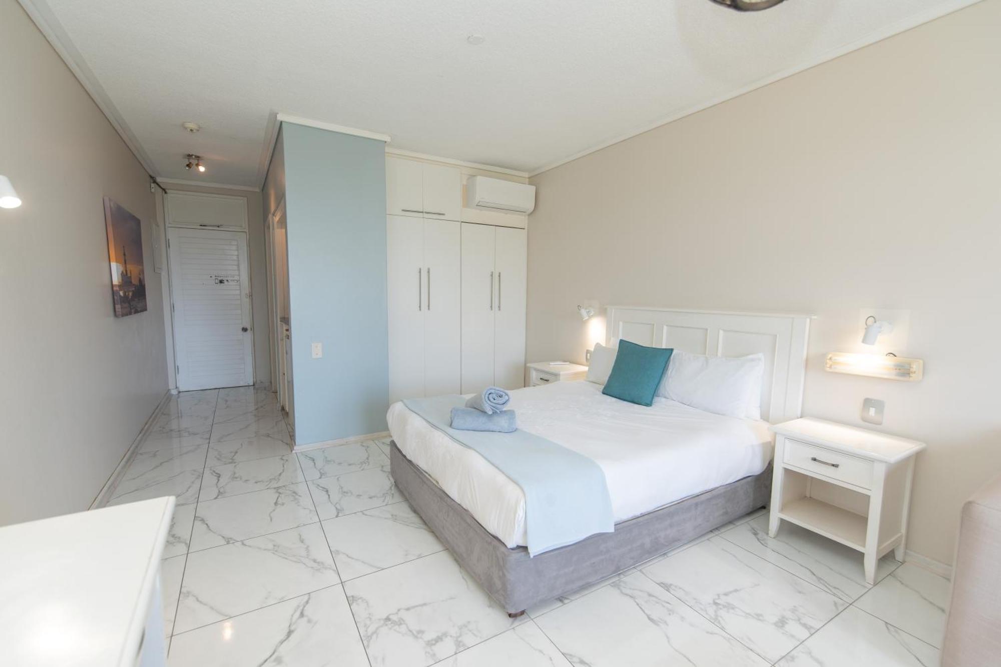 157 Brookes Hill Suites Near The Beach Port Elizabeth Dış mekan fotoğraf