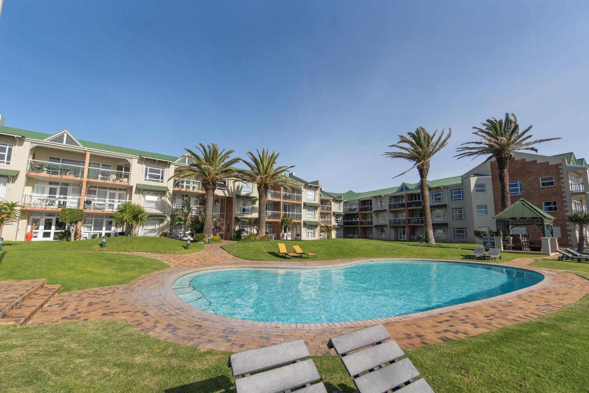 157 Brookes Hill Suites Near The Beach Port Elizabeth Dış mekan fotoğraf
